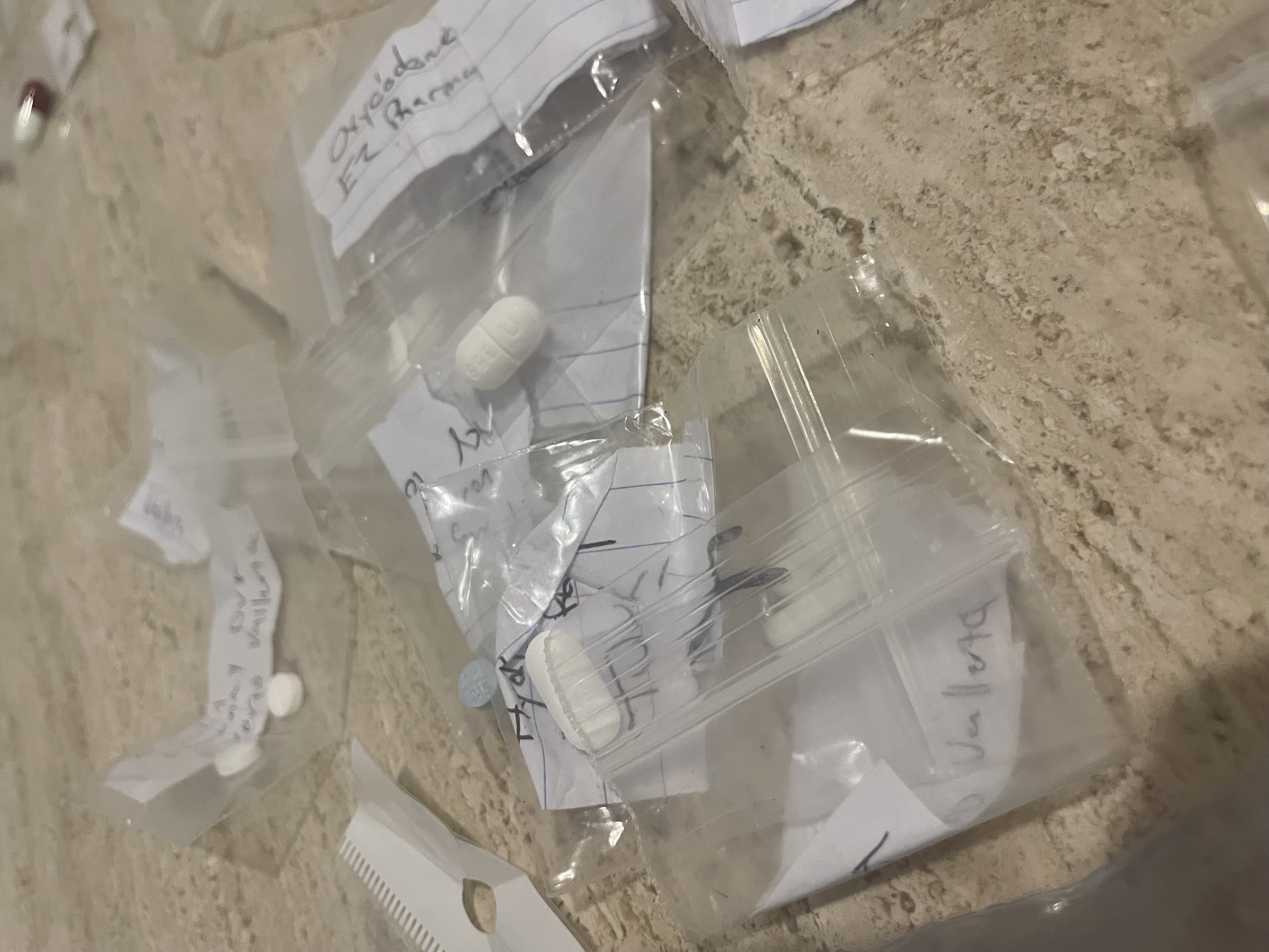 mexico-pharmacies-fake-pills-cjng-sinaloa-cartel6.jpg